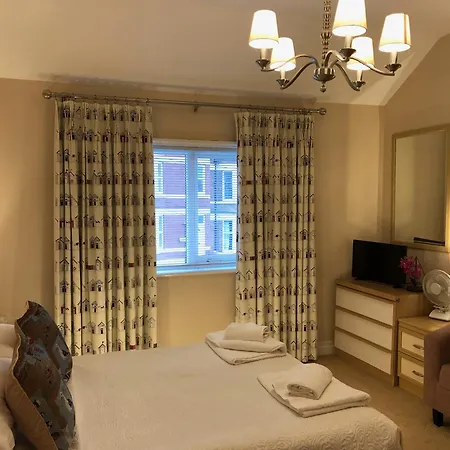 White Acre * 斯卡伯勒