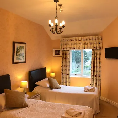 White Acre Apartment *